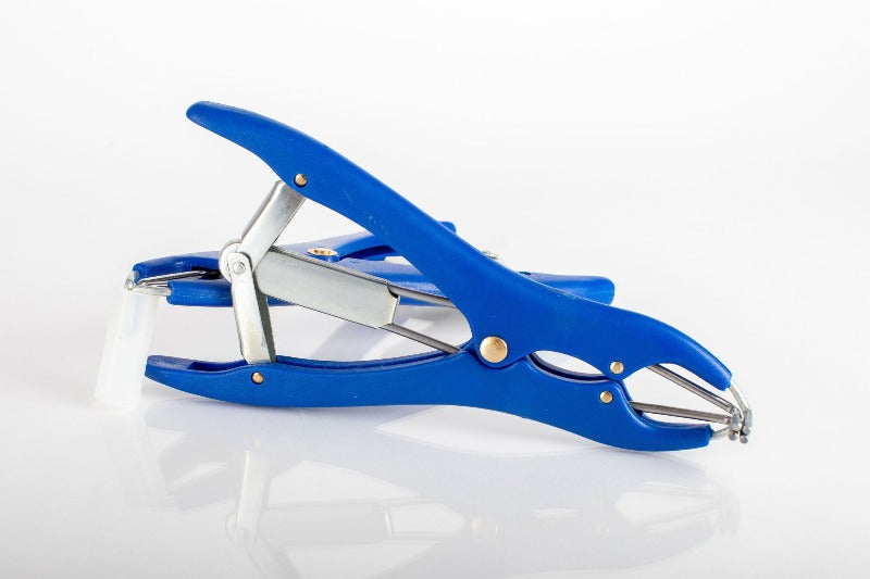 Elastrator Tool